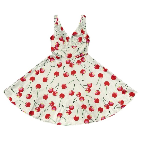NEW Tatyana Bouquet of Cherries 50s Pin Up Halter Strap Circle Dress Women’s M - Picture 11 of 12